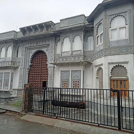 אודייפור Hotel Aravali View Palace מראה חיצוני תמונה