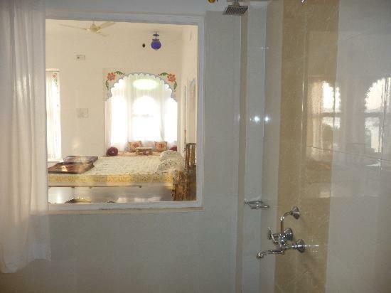 אודייפור Hotel Aravali View Palace מראה חיצוני תמונה